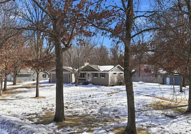 1st image of 4733 Oak St, Baxter, MN 56425 | MLS# 7024737