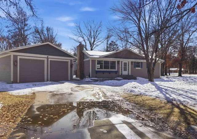 3rd image of 4733 Oak St, Baxter, MN 56425 | MLS# 7024737