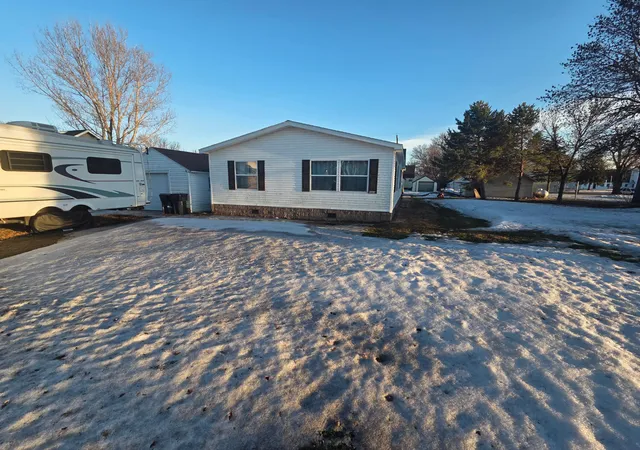 Homes for sale in Donnelly, MN | 204 E 4Th St, Donnelly, MN 56235 | MLS# 7024772