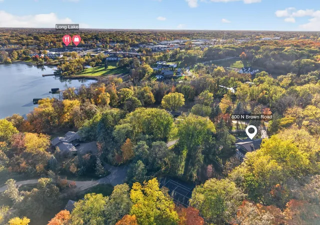 Photo 3 of Single family home for sale at 800 N Brown Rd, Long Lake, MN 55356 | MLS# 7024951 | Listing updated on 2026-10-29