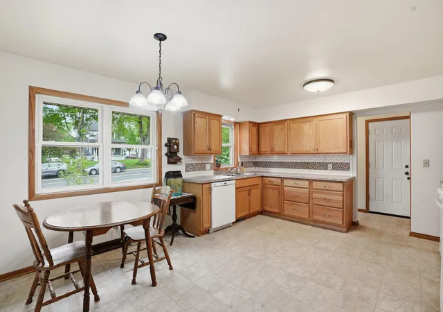 Homes for sale in Norwood Young America, MN | 821 Elm St W, Norwood Young America, MN 55368 | MLS# 7025209