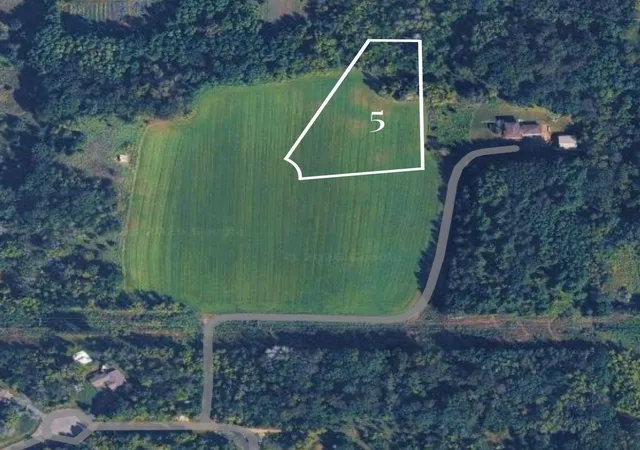 1st image of Lot 5 Glen Oaks Dr, River Falls, WI 54022 | MLS# 7025312