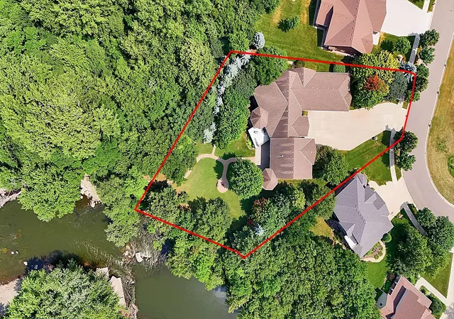 Photo 1 of Single family home for sale at 2177 Ml Pond Dr, Saint Cloud, MN 56303 | MLS# 7025855 | Listing updated on 2026-10-26