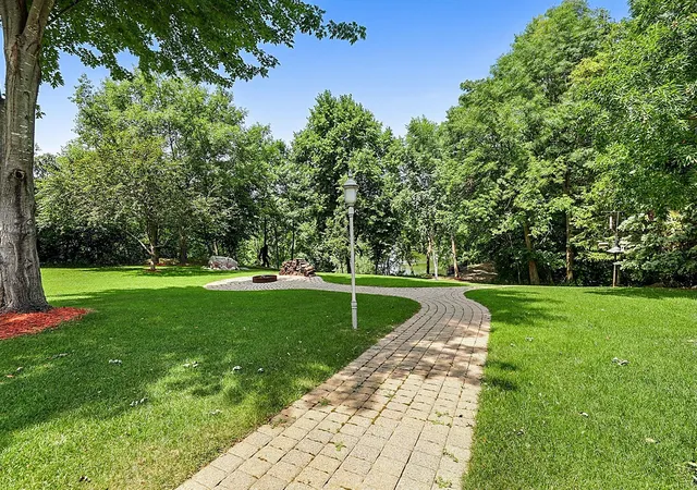 Photo 4 of Single family home for sale at 2177 Ml Pond Dr, Saint Cloud, MN 56303 | MLS# 7025855 | Listing updated on 2026-10-26