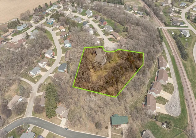 33rd image of 1397 Soppa Dr, Saint Charles, MN 55972 | MLS# 7025912
