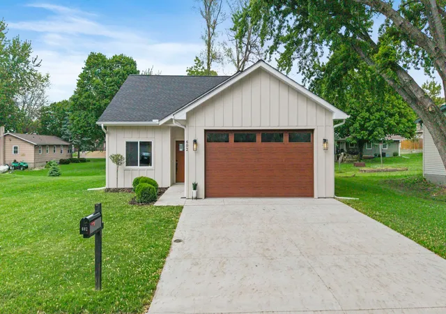 Homes for sale in Delano, MN | 602 Freeman Ave S, Delano, MN 55328 | MLS# 7025964