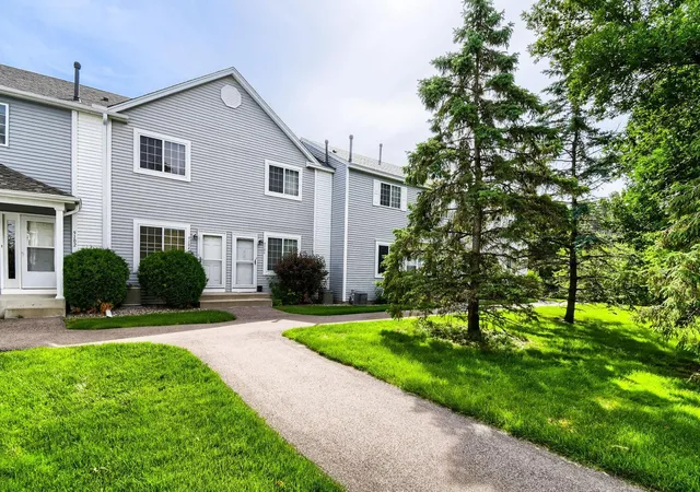Homes for sale in Eden Prairie, MN | 9102 Terra Verde Trail, Eden Prairie, MN 55347 | MLS# 7026262