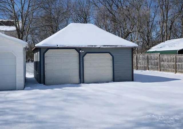 Photo 4 of Single family home for sale at 529 7th Street NW, Willmar, MN 56201 | MLS# 7026605 | Listing updated on 2026-08-07