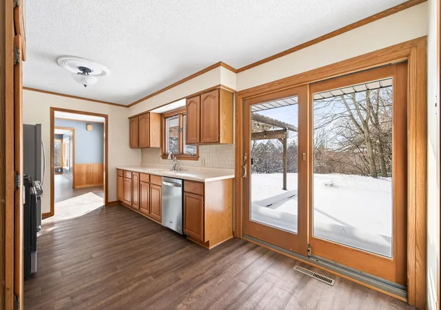 Photo 3 of Single family home for sale at 2216 Orwell Ct N, Stillwater, MN 55082 | MLS# 7026685 | Listing updated on 2026-09-19