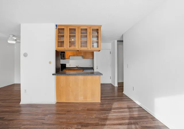 3rd image of 4130 Rahn Rd #206, Saint Paul, MN 55122 | MLS# 7026691