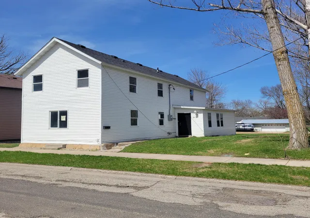 Homes for sale in Montgomery, MN | 205 Elm Ave Se, Montgomery, MN 56069 | MLS# 7026887