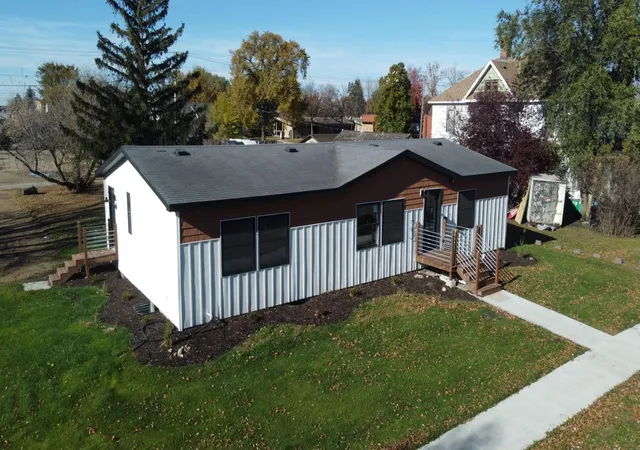Photo 2 of Sale Pending at 123 8th Street N, Breckenridge, MN 56520 | MLS# 7026958 | Listing updated on 2026-08-01