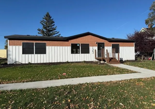Photo 3 of Sale Pending at 123 8th Street N, Breckenridge, MN 56520 | MLS# 7026958 | Listing updated on 2026-08-01