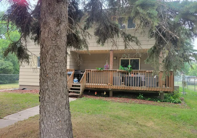 Photo 1 of Sale Pending at 405 Riverside Ave S, Thief River Falls, MN 56701 | MLS# 7027208 | Listing updated on 2026-08-13