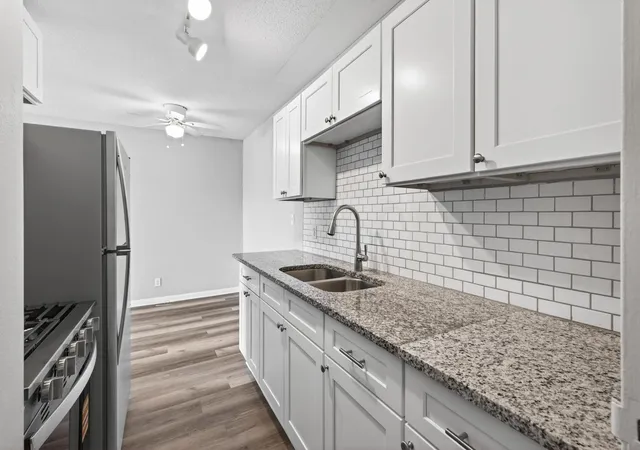 2nd image of 2500 Blaisdell Ave #206, Minneapolis, MN 55404 | MLS# 7027222