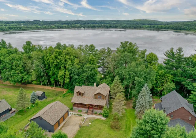 2nd image of 871 207th St, Dresser, WI 54009 | MLS# 7027256