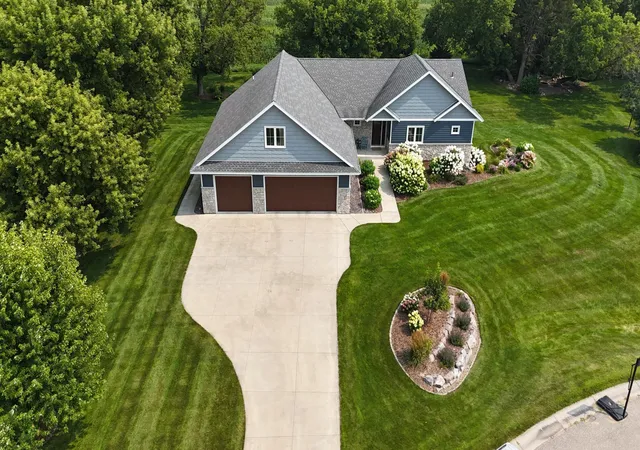 Homes for sale in Willmar, MN | 1412 Fairacre Ln Sw, Willmar, MN 56201 | MLS# 7027346