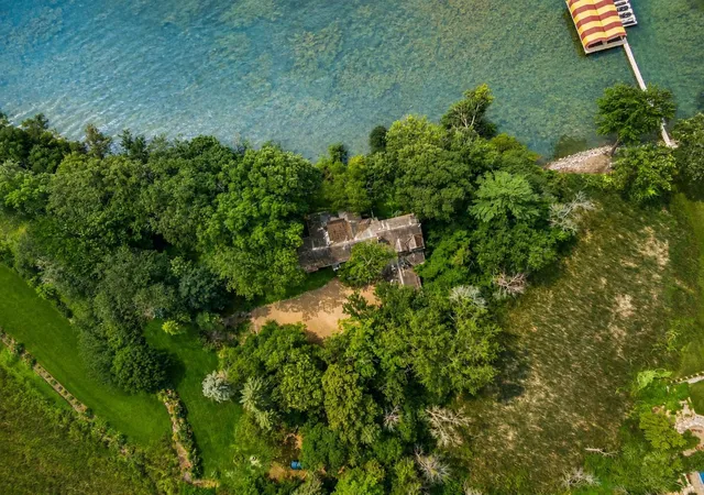 5th image of 2425 N Shore Dr, Wayzata, MN 55391 | MLS# 7027568