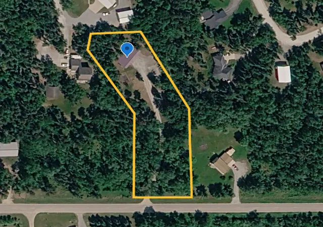Homes for sale in Warroad, MN | 56483 350th St, Warroad, MN 56763 | MLS# 7027636