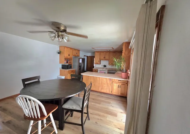 Photo 3 of Single family home for sale at 1002 Linden St, Luverne, MN 56156 | MLS# 7027815 | Listing updated on 2026-08-04