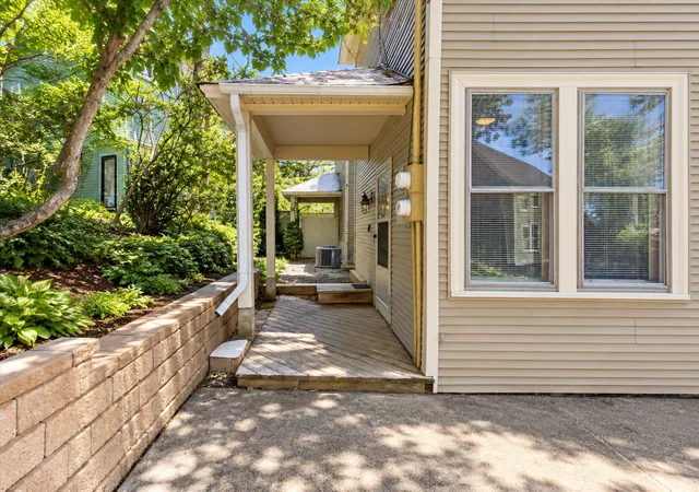 Photo 3 of Single family home for sale at 345 Grand Ave, Saint Paul, MN 55102 | MLS# 7027940 | Listing updated on 2026-09-27