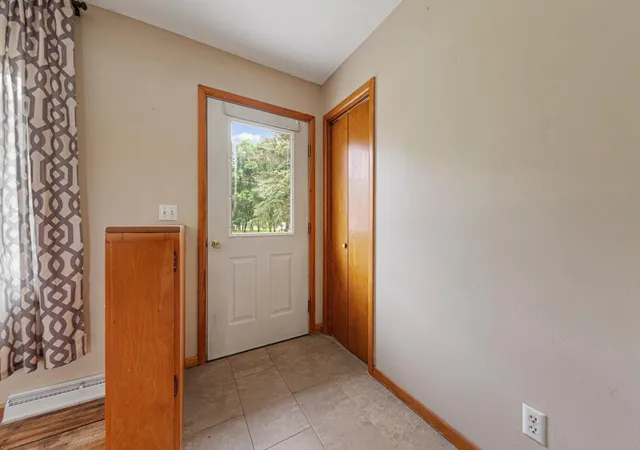 Homes for sale in Minnesota Lake, MN | 307 Dove St, Minnesota Lake, MN 56068 | MLS# 7027971