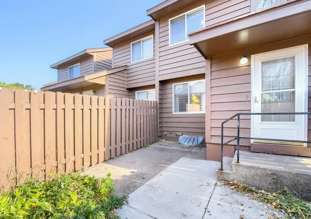 Photo 1 of Single family home for sale at 2440 Crestwood Dr, Saint Paul, MN 55109 | MLS# 7028049 | Listing updated on 2026-10-26