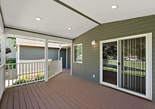 Photo 2 of Single family home for sale at 212 Central Ave S, Young America, MN 55397 | MLS# 7028187 | Listing updated on 2026-10-07