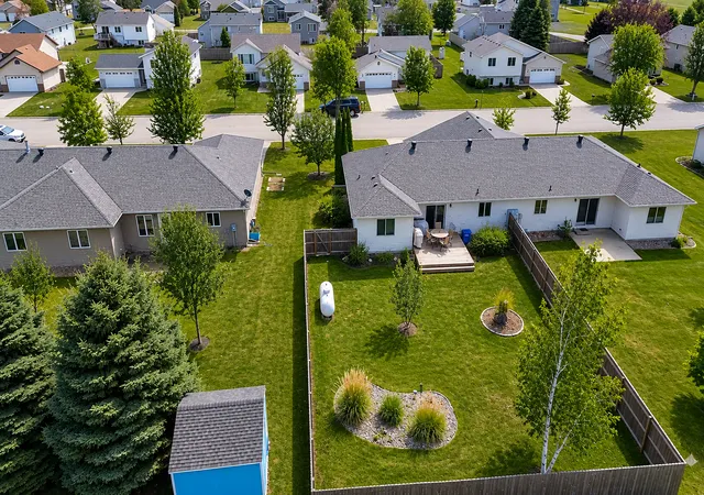 2nd image of 1002 9th Ave Se, Barnesville, MN 56514 | MLS# 7028337