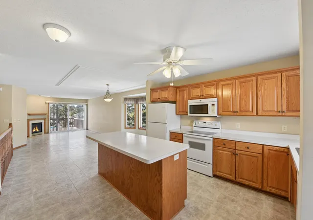 Homes for sale in New Richmond, WI | 1102 Highpoint Ct, New Richmond, WI 54017 | MLS# 7028806