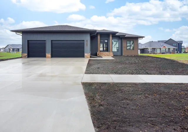 Photo 1 of Single family home for sale at 4741 11th Street W, West Fargo, ND 58078 | MLS# 7028950 | Listing updated on 2026-08-17