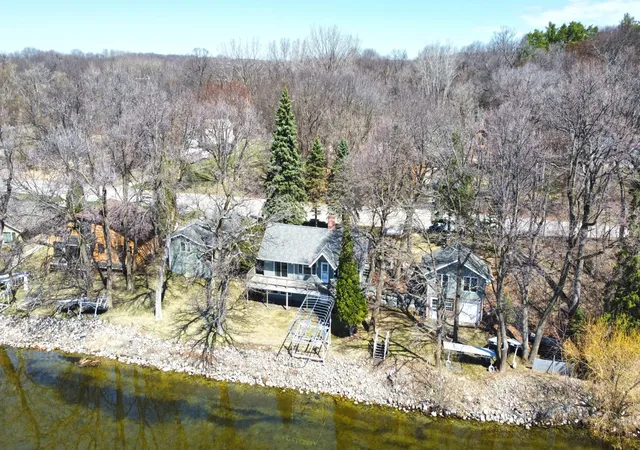 Photo 2 of Single family home for sale at 14783 Old Lake Rd, Paynesville, MN 56362 | MLS# 7029342 | Listing updated on 2026-09-21