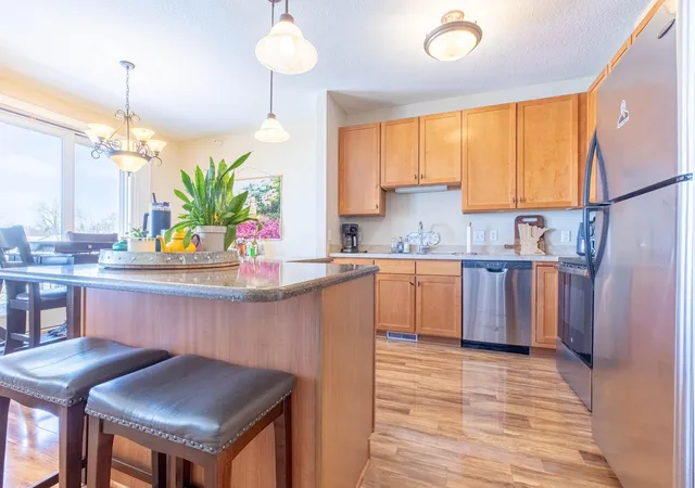 Homes for sale in Columbia Heights, MN | 1070 Grandview Ct Ne #304, Columbia Heights, MN 55421 | MLS# 7029423