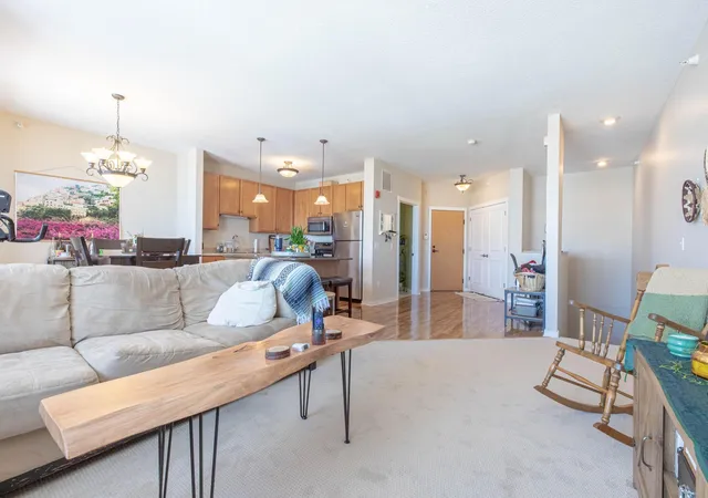 Homes for sale in Columbia Heights, MN | 1070 Grandview Ct Ne #304, Columbia Heights, MN 55421 | MLS# 7029423