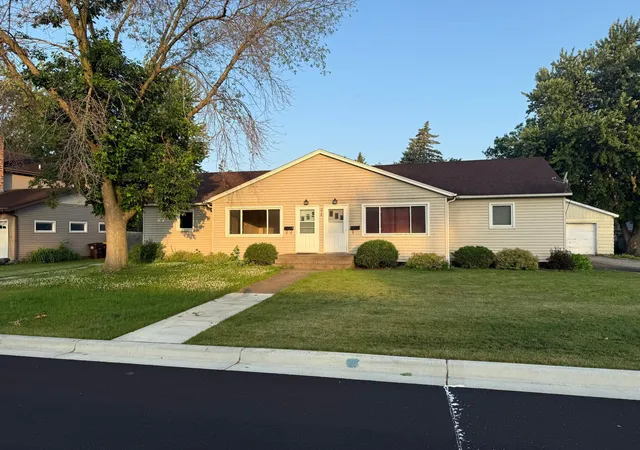 Homes for sale in New Prague, MN | 314 Pershing Ave N, New Prague, MN 56071 | MLS# 7029762