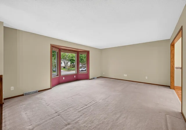 Photo 3 of Single family home for sale at 13931 Partridge St Nw, Andover, MN 55304 | MLS# 7029816 | Listing updated on 2026-10-07