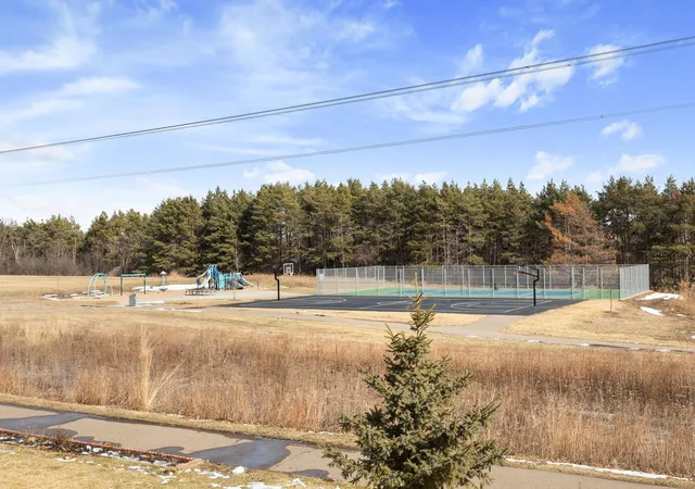 5th image of 5366 Pine Island Rd, Saint Paul, MN 55129 | MLS# 7029988