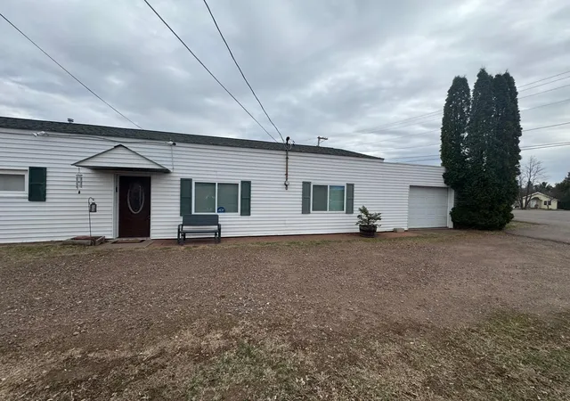 Homes for sale in Moose Lake, MN | 406 4th St, Moose Lake, MN 55767 | MLS# 7030194