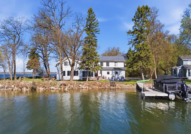 Homes for sale in Detroit Lakes, MN | 611 N Shore Dr, Detroit Lakes, MN 56501 | MLS# 7030879