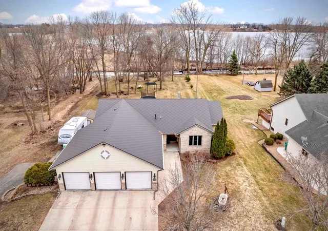 Homes for sale in Winsted, MN | 141 Fairlawn Ave E, Winsted, MN 55395 | MLS# 7030941