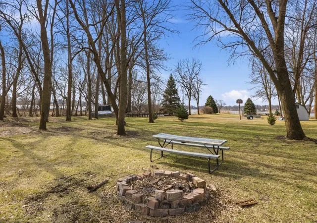 Homes for sale in Winsted, MN | 141 Fairlawn Ave E, Winsted, MN 55395 | MLS# 7030941