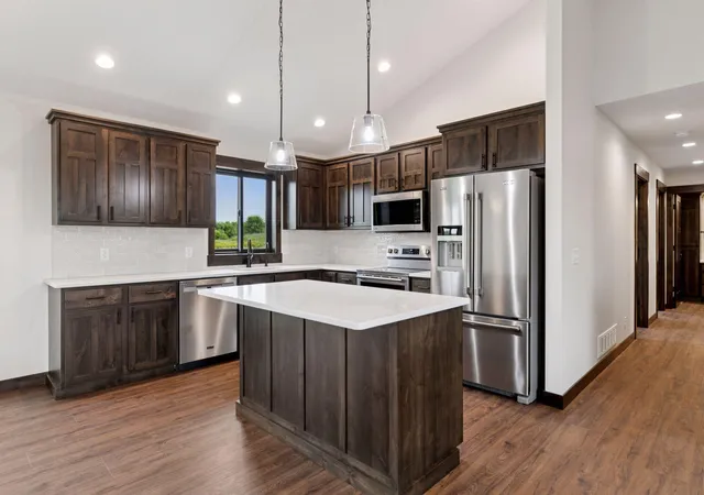 2nd image of 471 Coyote Wy, New Richmond, WI 54017 | MLS# 7031307