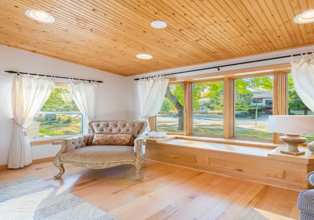 5th image of 3801 Lyndale Ave S, Minneapolis, MN 55409 | MLS# 7031370