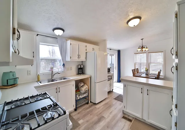 Photo 3 of Sale Pending at 2188 E Five Point Lake Dr NW, Hackensack, MN 56452 | MLS# 7031391 | Listing updated on 2026-08-27