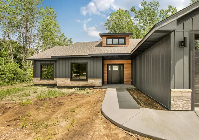 2nd image of 708 16th Ave N, Sartell, MN 56377 | MLS# 7031393