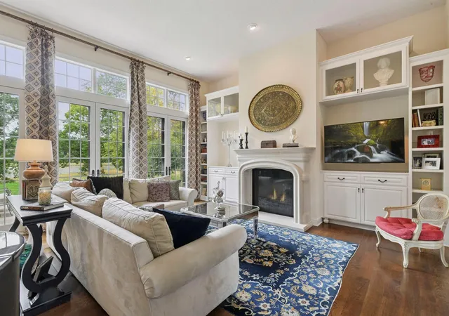image of 6930 Lake Harrison Cir, Chanhassen, MN 55317 | MLS# 7031665