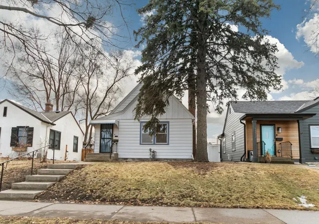 Photo 1 of Single family home for sale at 1368 Hartford Ave, Saint Paul, MN 55116 | MLS# 7031809 | Listing updated on 2026-08-27