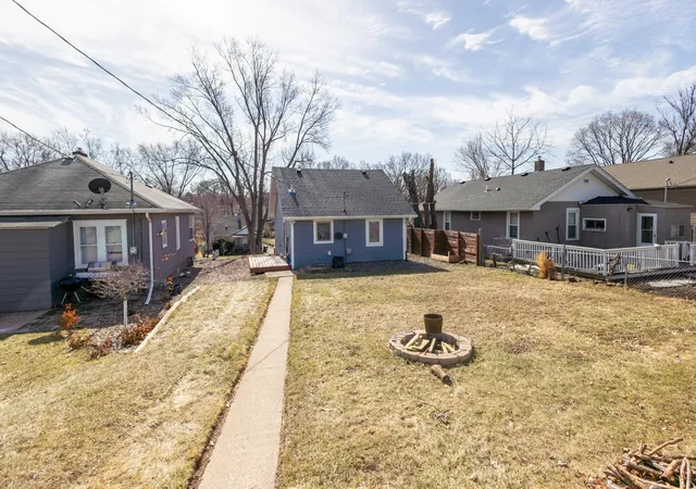 25th image of 2047 Nokomis Ave, Saint Paul, MN 55119 | MLS# 7031826