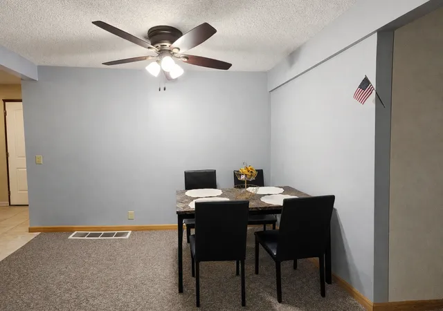 5th image of 2047 Nokomis Ave, Saint Paul, MN 55119 | MLS# 7031826