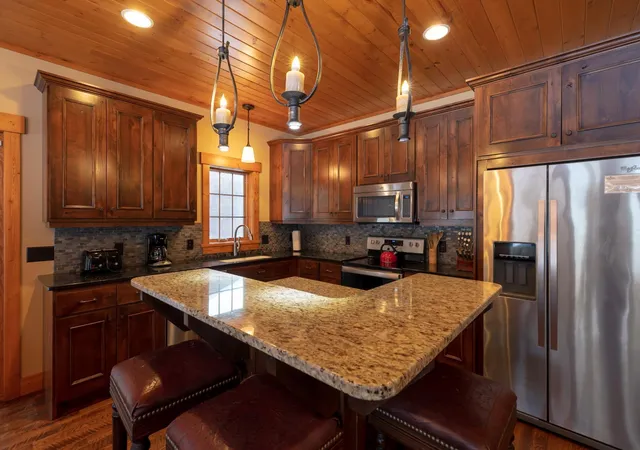 Photo 3 of Single family home for sale at 11472 Lynn Boyd Way, Crosslake, MN 56442 | MLS# 7031894 | Listing updated on 2026-06-11
